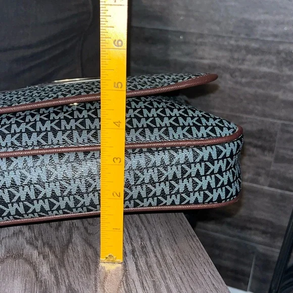 Michael Kors MK Monogram Crossbody Bag Brown Trim Medium Everyday Purse 10.25” - Picture 15 of 15